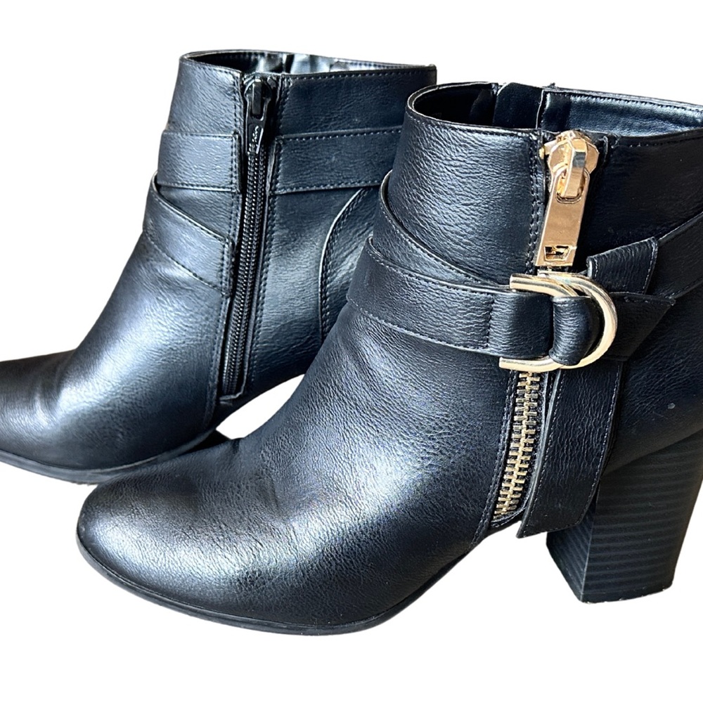 Apt. 9 Black Ankle Boots with Gold Zipper